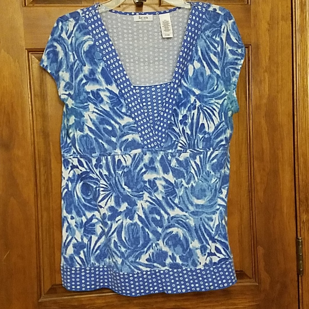 3/$20 Top PXL but fits more like PL
